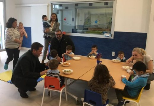 A Consellería de Política Social visita a Escola Unitaria do concello de Sobrado dos Monxes
